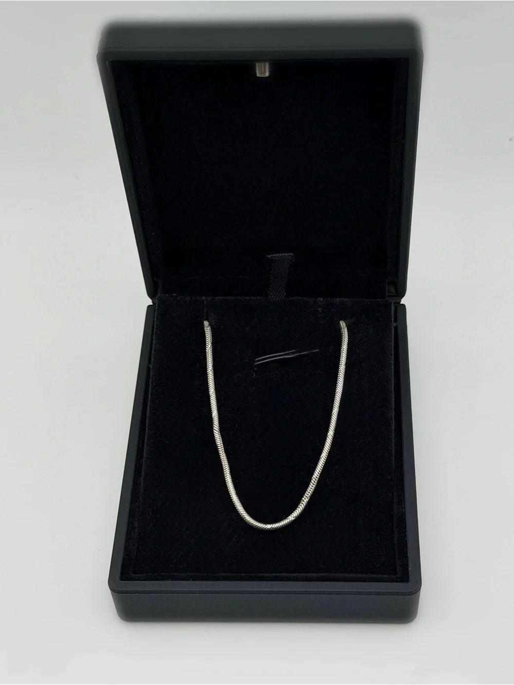 Vintage Italy 925 Sterling Silver Solid Snake Link Chain Necklace 18” 2mm